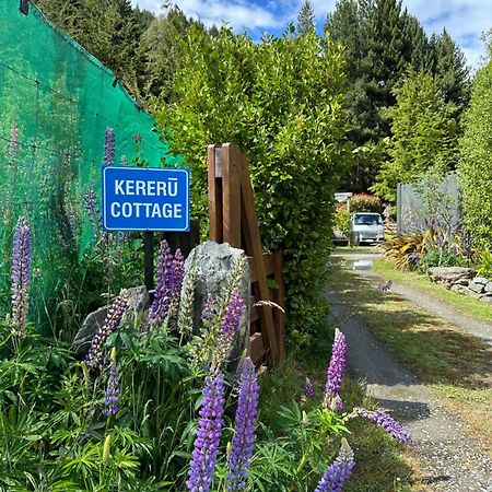 Kereru Cottage, Cosy Log Cabin, Serene Lake & Mountain Views Κουίνσταουν Εξωτερικό φωτογραφία